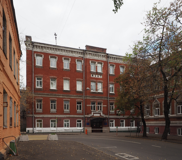 Бакунинская улица 81 с2)